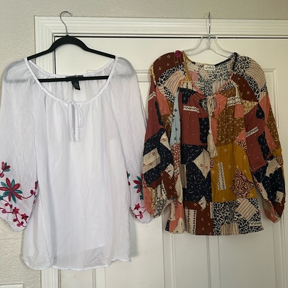 @christinemi887 bundle. White Floral Embroidered Women's Top - Picture 1 of 1